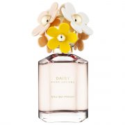 marc-jacobs-daisy-eau-so-fresh_0464ea23ce8940e5bfa87359c1fd35b8